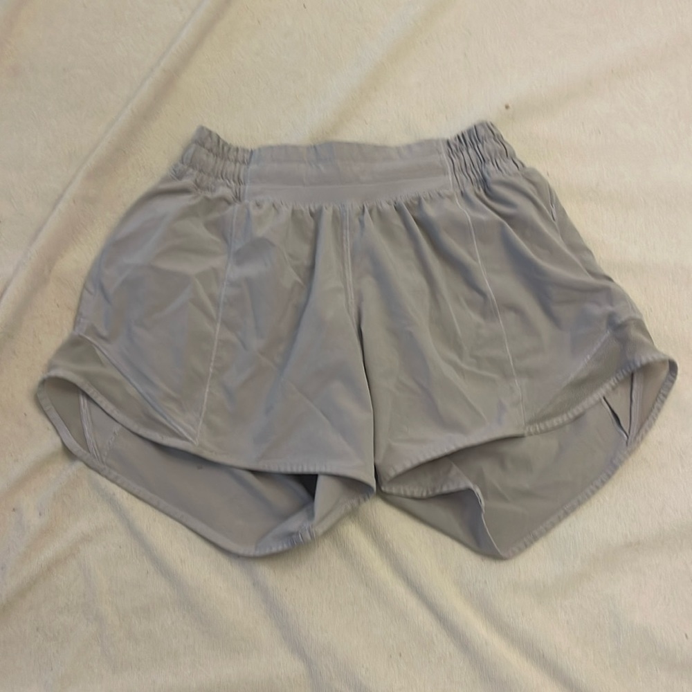 Lululemon Hotty hot shorts, size 2 Tall